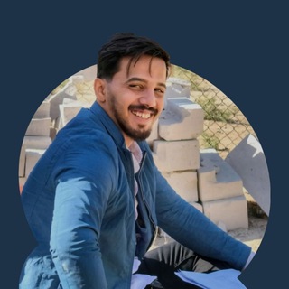 طلاب معهد الفنون الجميلة