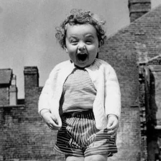 ?نكت ومقاطع مضحكة?