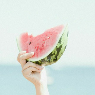 一间穷比快乐屋