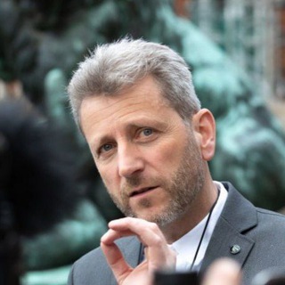 Arne Schmitt (Piano Across The World) Telegram channel