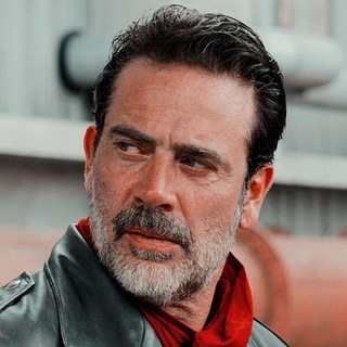 المصمم اسد العراق?