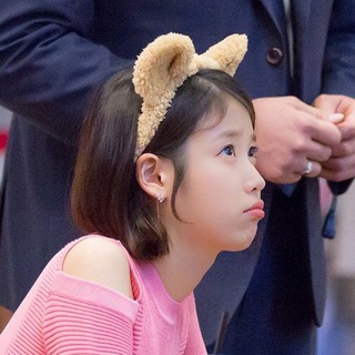 아이유 갤러리 개념글