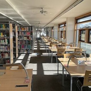 دانشگاه مالک اشتر