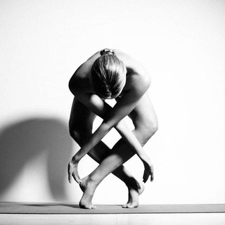 Nude Yoga Girl Model