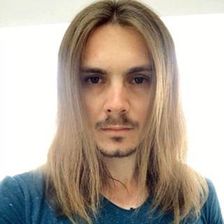 артем гелий
